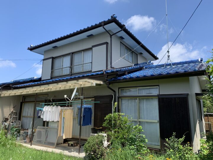 色あせて劣化した雨樋や軒下天井の塗り替え工事／佐賀市南佐賀 A様邸 外壁塗装