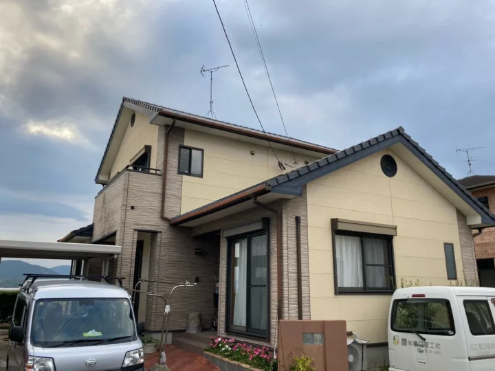 劣化した外壁・付帯部塗装／小城市Ｎ様邸　外壁塗装・付帯部塗装