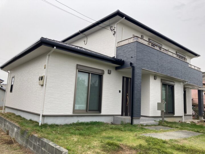 劣化した外壁・付帯部塗装／佐賀市M様邸　外壁塗装・付帯部塗装