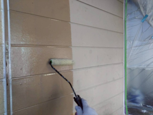 外壁 1回目下塗り