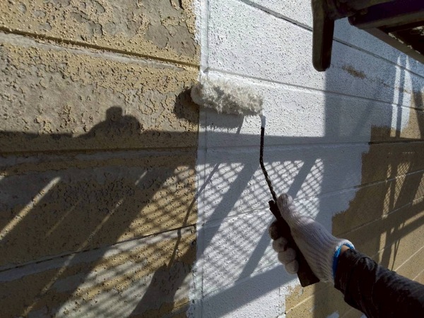 外壁 2回目下塗り