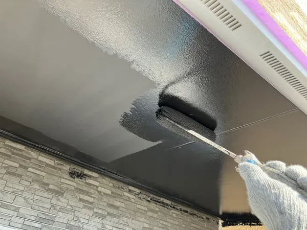 軒下天井 上塗り