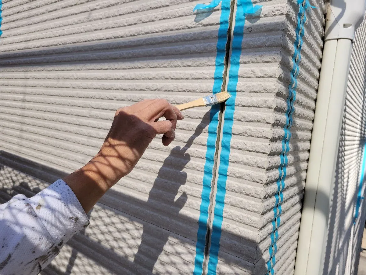 東与賀町　9月13日　コーキングプライマー　佐賀市　佐賀　ぬるばい　塗るばい　サニー建設商事　外壁塗装　塗装　屋根塗装　