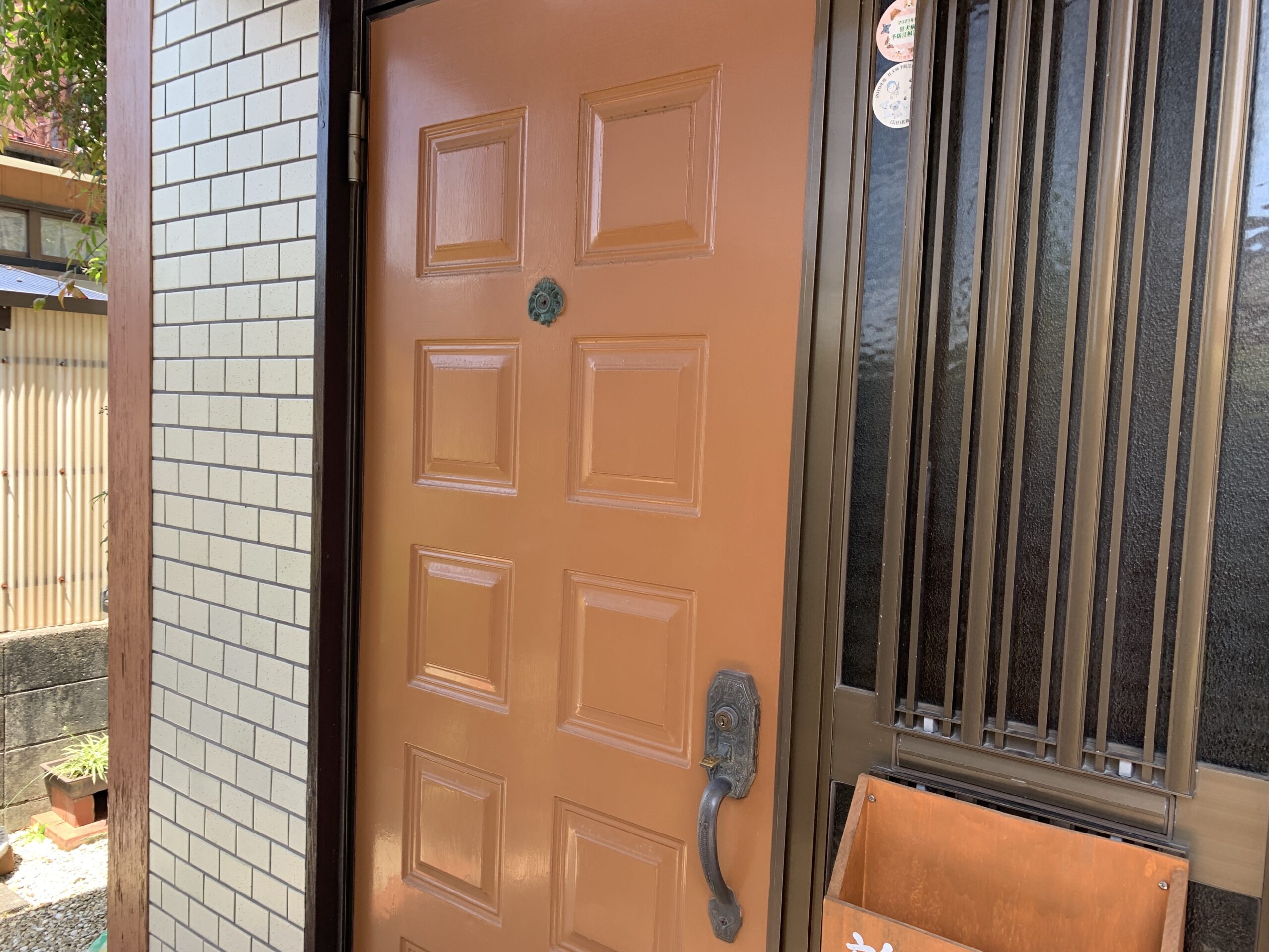 佐賀市　外壁塗装　サニー建設商事　サニー建設　塗るばい　サニケン　さにけん　施工事例　玄関扉　塗装