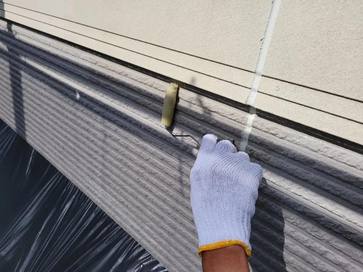 東与賀町　10月24日　外壁下塗り　佐賀市　佐賀　ぬるばい　塗るばい　サニー建設商事　外壁塗装　塗装　屋根塗装　