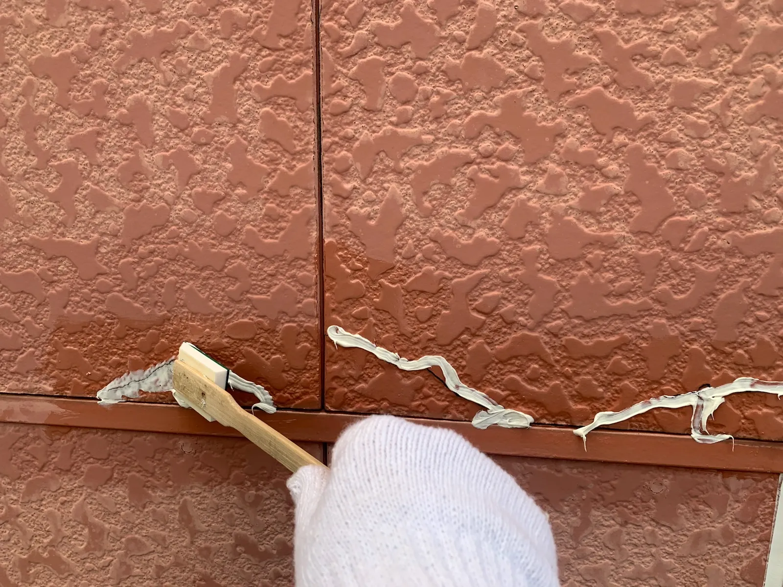 佐賀市　佐賀　佐賀県　外壁塗装　塗るばい　サニー建設商事　川副　6月23日　外壁　クラック補修