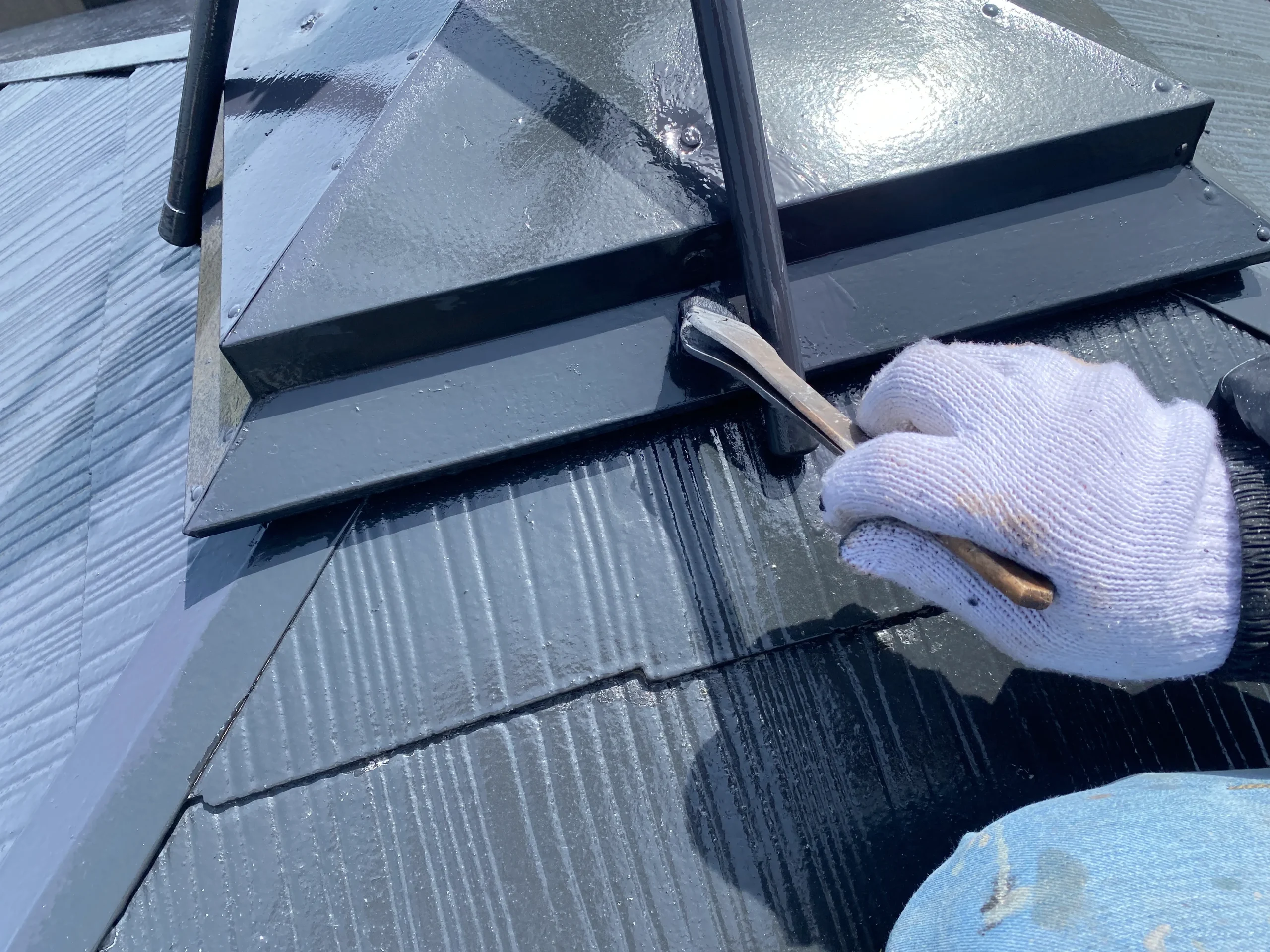 佐賀市　外壁塗装　屋根塗装　サニー建設商事　塗るばい　新生　2023年4月18日　屋根板金部　中塗り