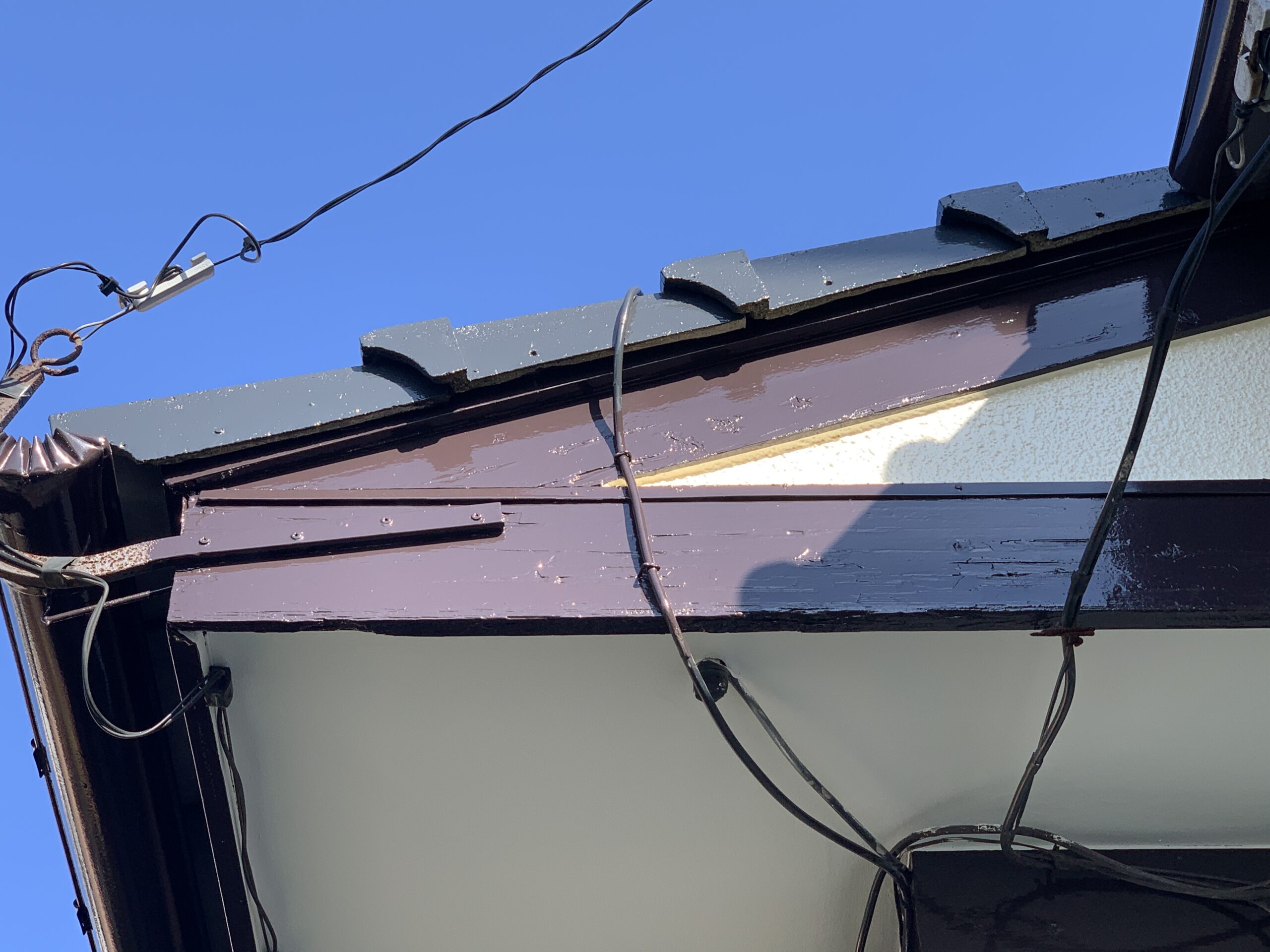 佐賀市　外壁塗装　さにけん　サニケン　塗るばい　サニー建設商事　施工事例　ビフォーアフター　施工後　破風板